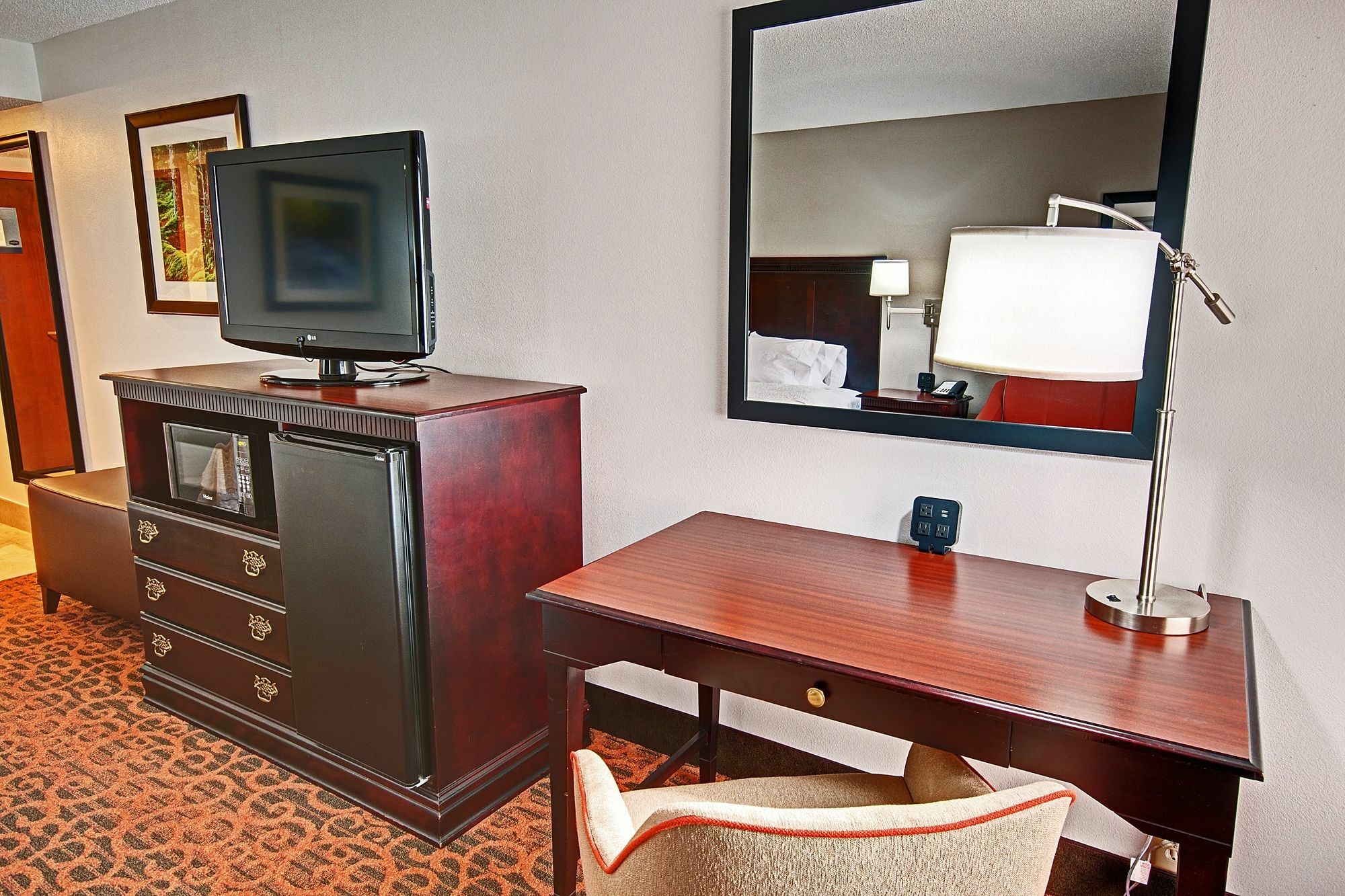 Hampton Inn Parkersburg/Mineral Wells Exterior photo